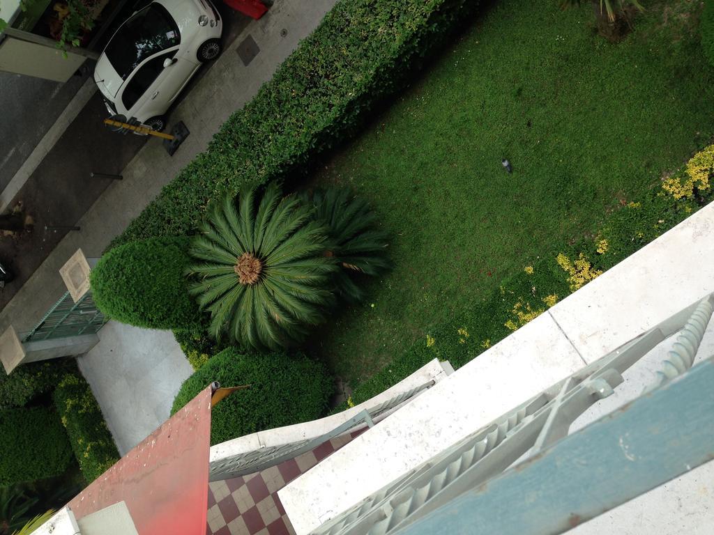 Bel Appartement De Gill Centre Ville Nice Luaran gambar