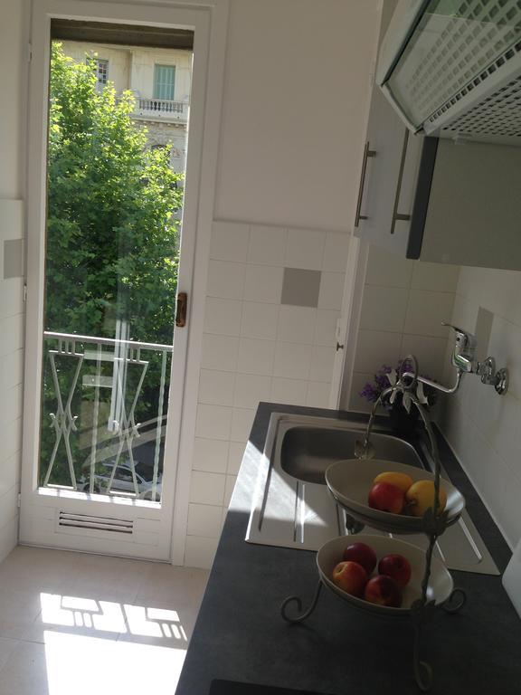 Bel Appartement De Gill Centre Ville Nice Luaran gambar