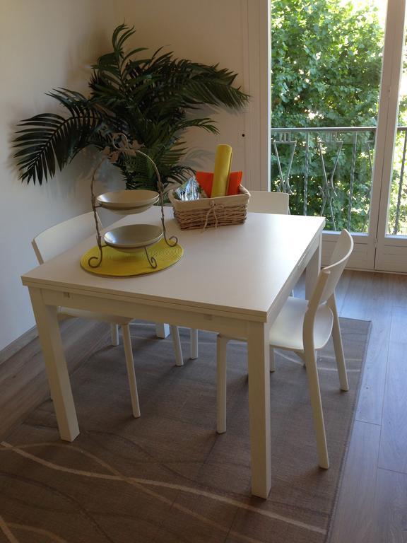 Bel Appartement De Gill Centre Ville Nice Luaran gambar